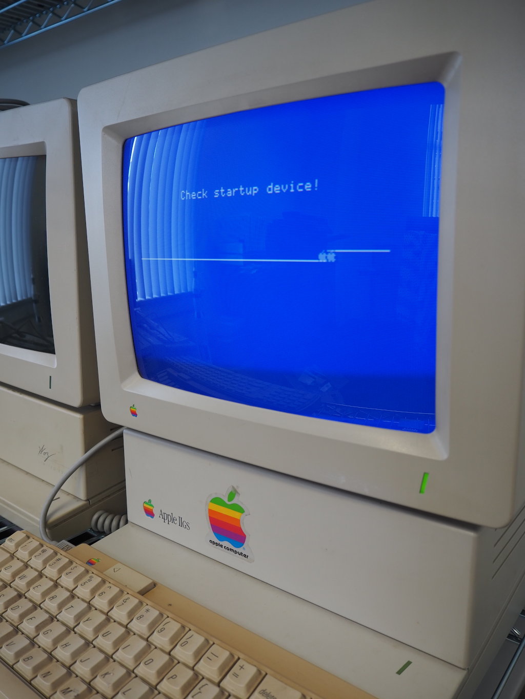 Apple IIGS "check startup device"