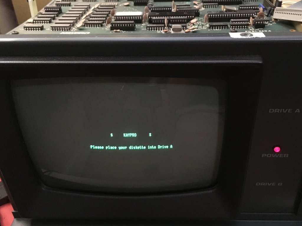 Kaypro 4 powered on and waiting for a floppy